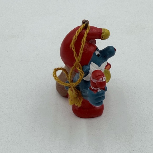 Vintage 1981 Christmas Ornament Schleich Peyo Plastic Papa Smurf Santa Sack 2.5” - Picture 2 of 7